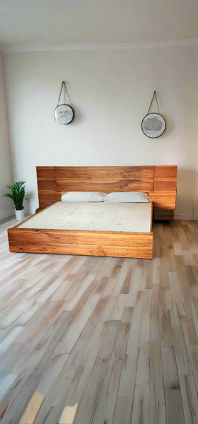 Cama Toronto