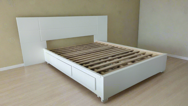 Cama Toronto