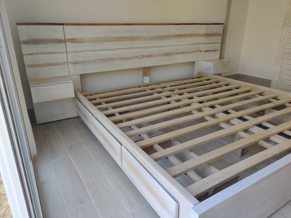 Cama Toronto