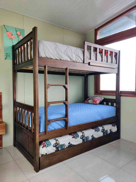 Twin & Twin Bunk Bed with auxiliary bed