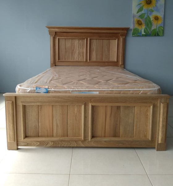 Cama rustica clara individual en roble