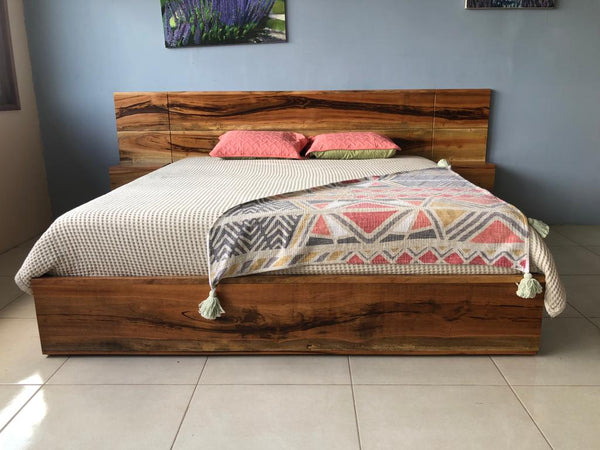 Cama Toronto